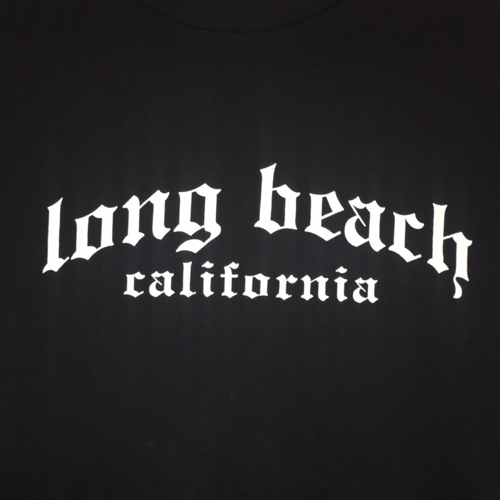 Long Beach California crop style black/white t-shirt - Picture 2 of 4
